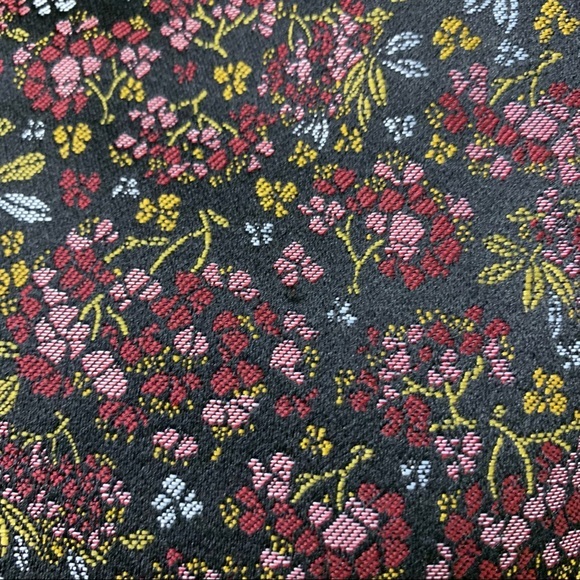 LOFT Black Jacquard Floral Print Skirt With Pockets Size‎ 6 - Picture 4 of 11